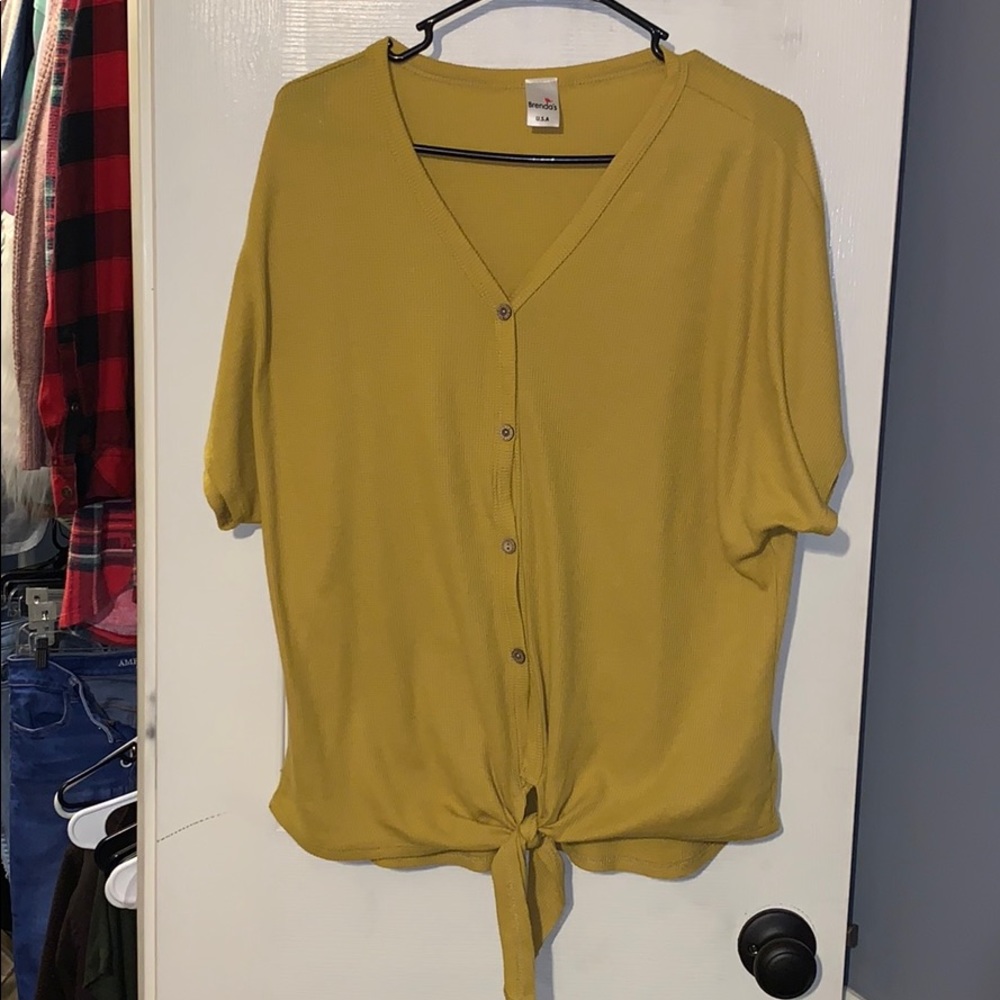 Boutique shirt